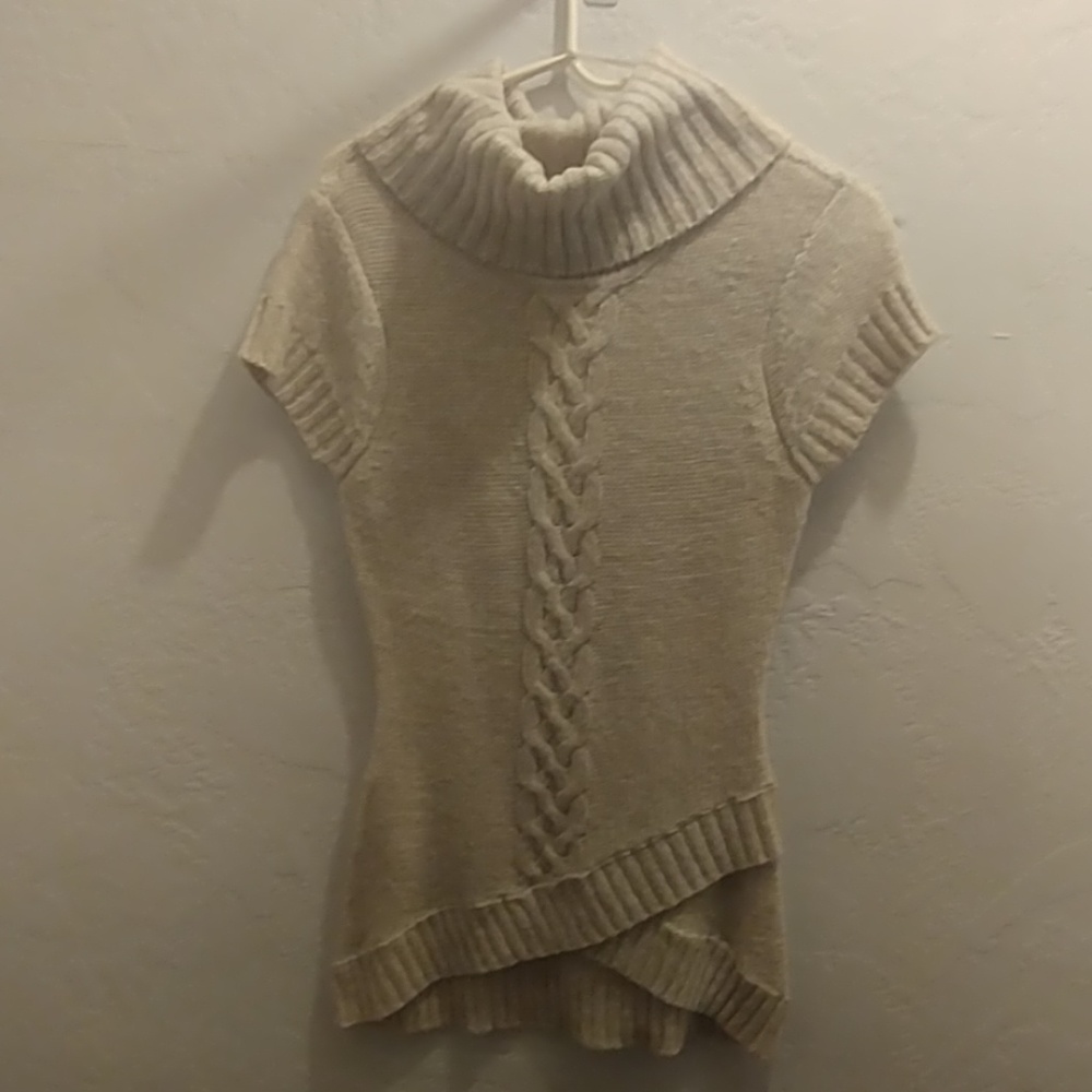 Short Sleeve Sweater
